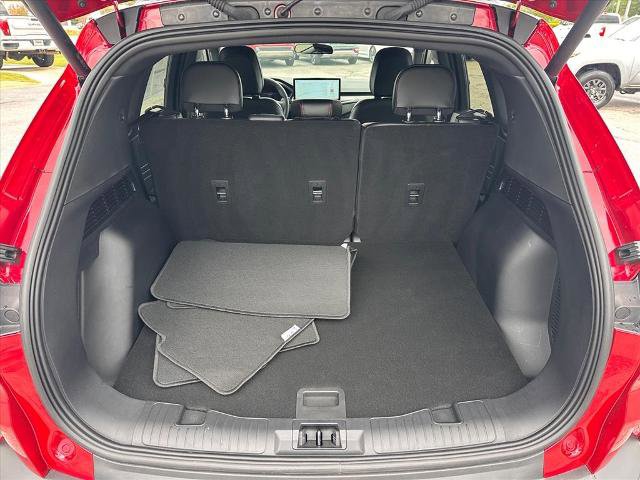 Certified 2026 Ford Escape ST-Line w/ Tech Pack #1 FWD image 28