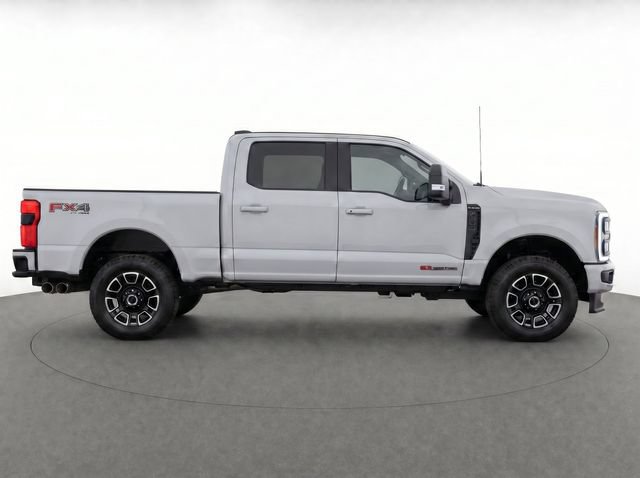Certified 2025 Ford F350 Platinum AWD/4WD image 8