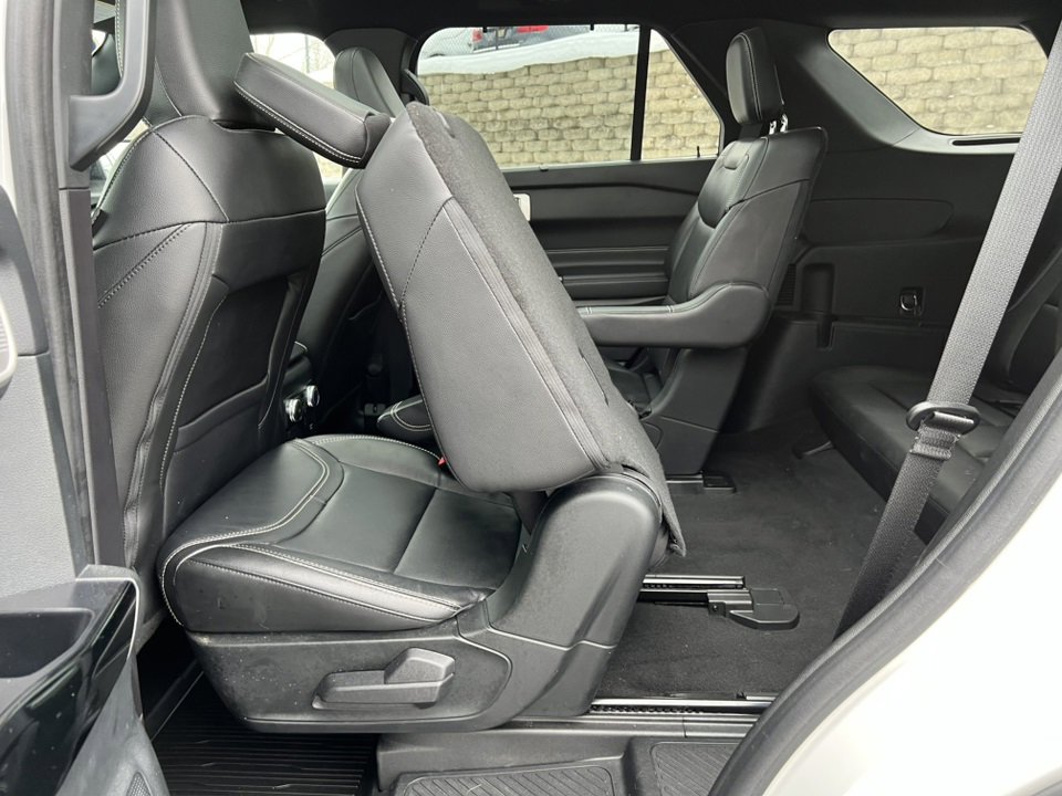 Certified 2022 Ford Explorer ST w/ Equipment Group 401A image 6