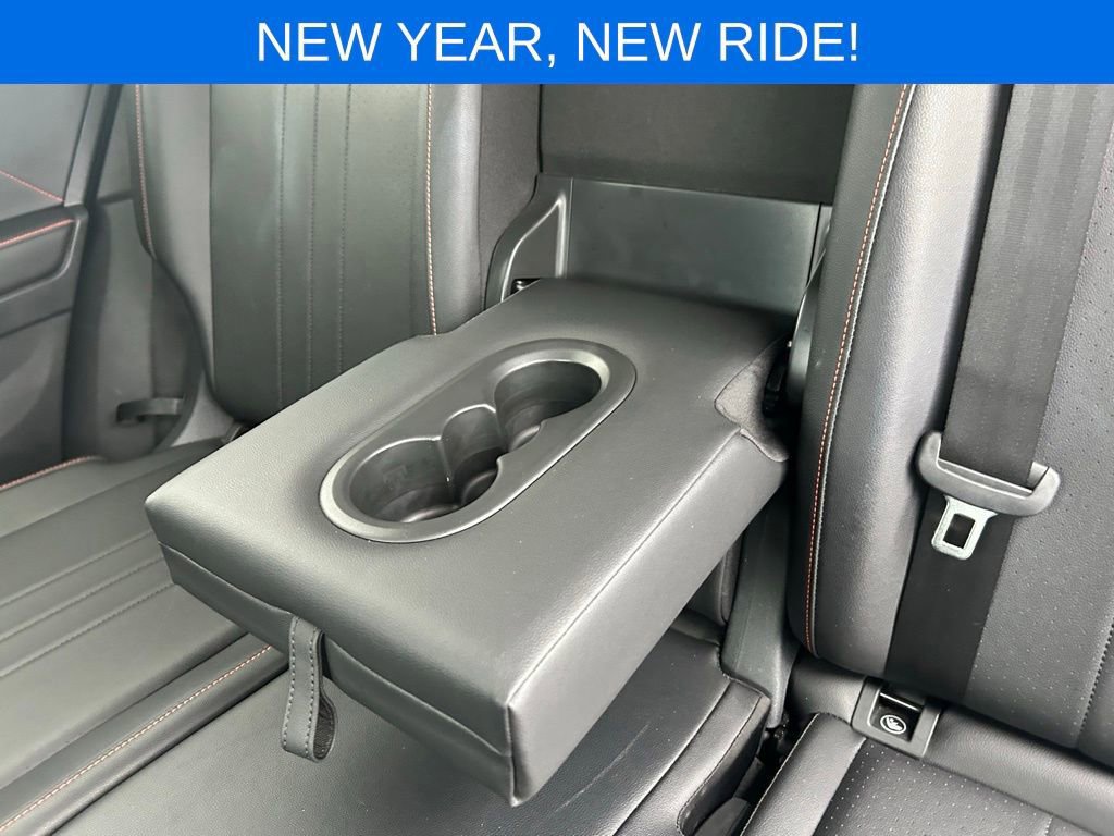 Used 2024 Volkswagen Tiguan Wolfsburg Edition image 22