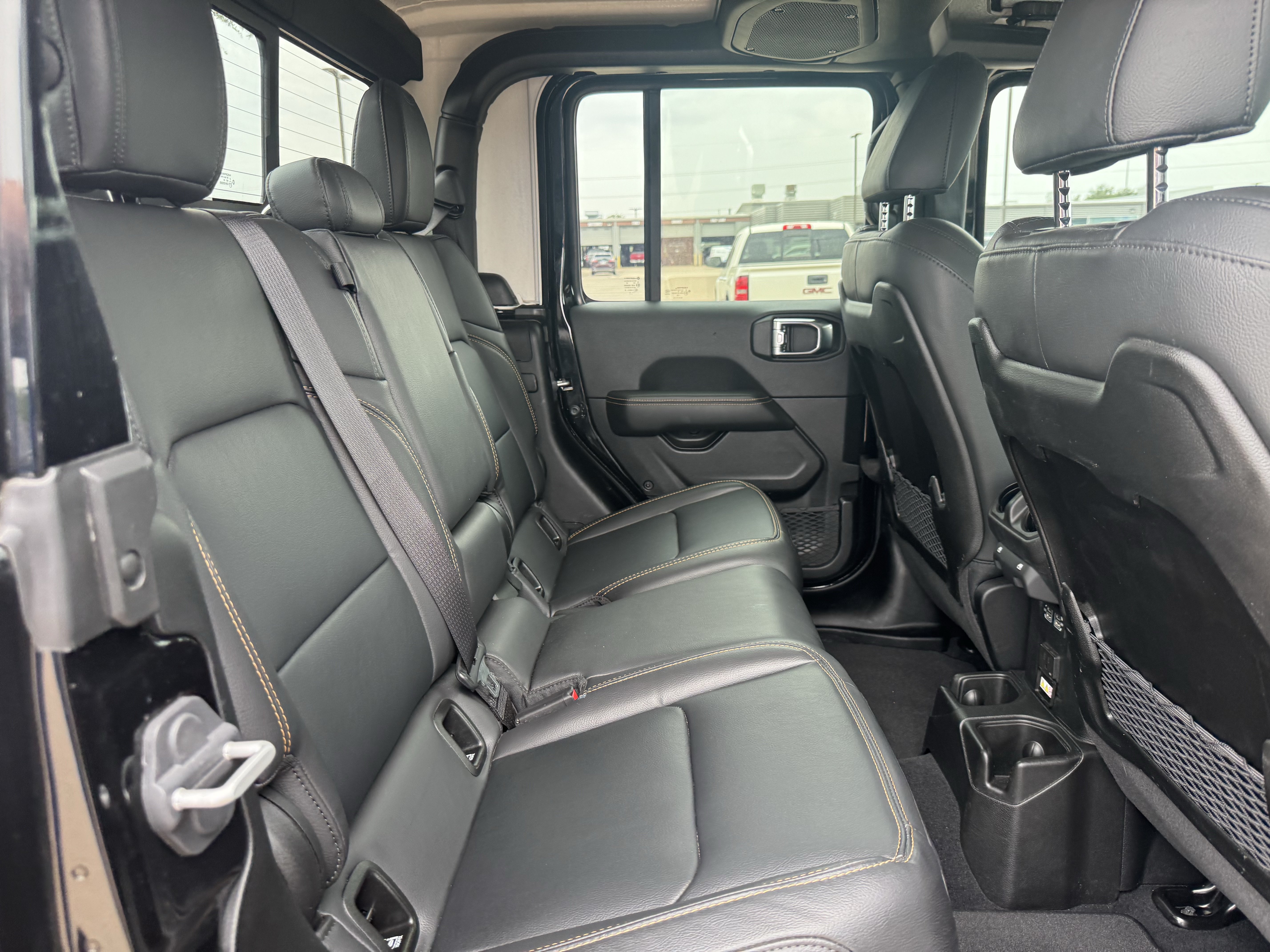 Used 2025 Jeep Gladiator Sport AWD/4WD image 29