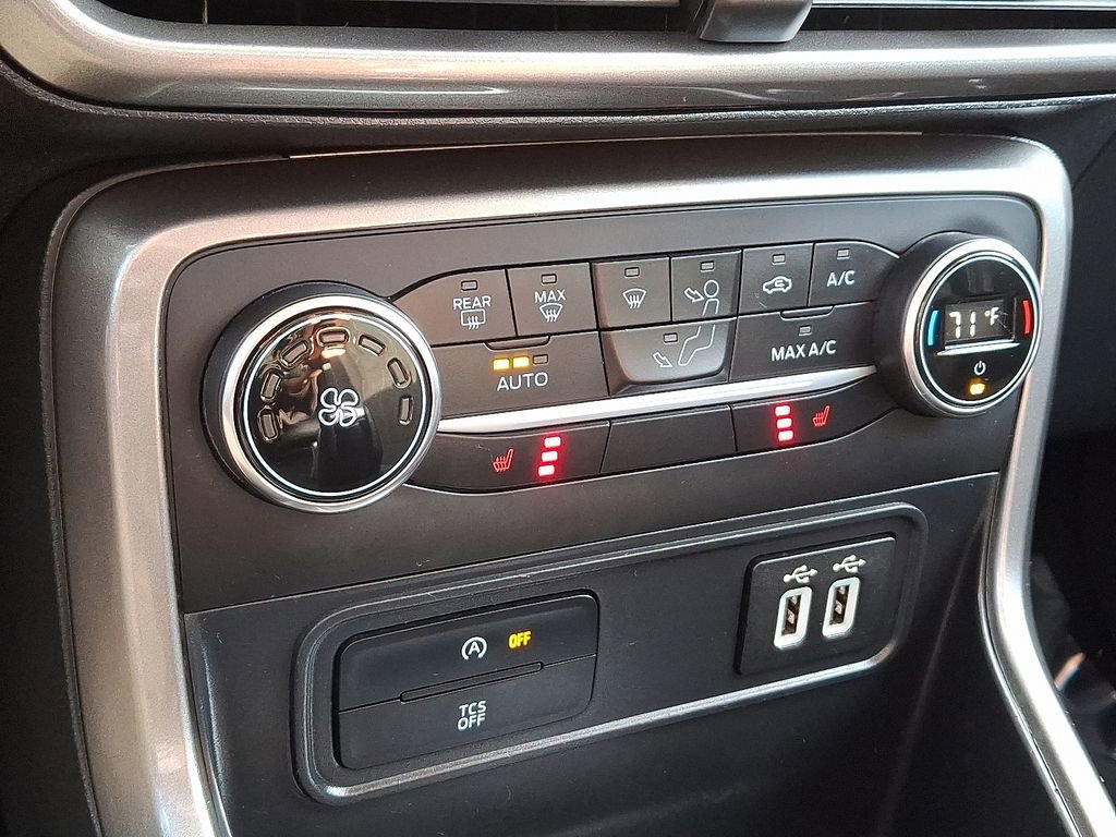 Certified 2020 Ford EcoSport SE image 16