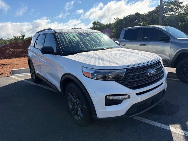 Certified 2021 Ford Explorer XLT w/ Equipment Group 202A RWD image 2