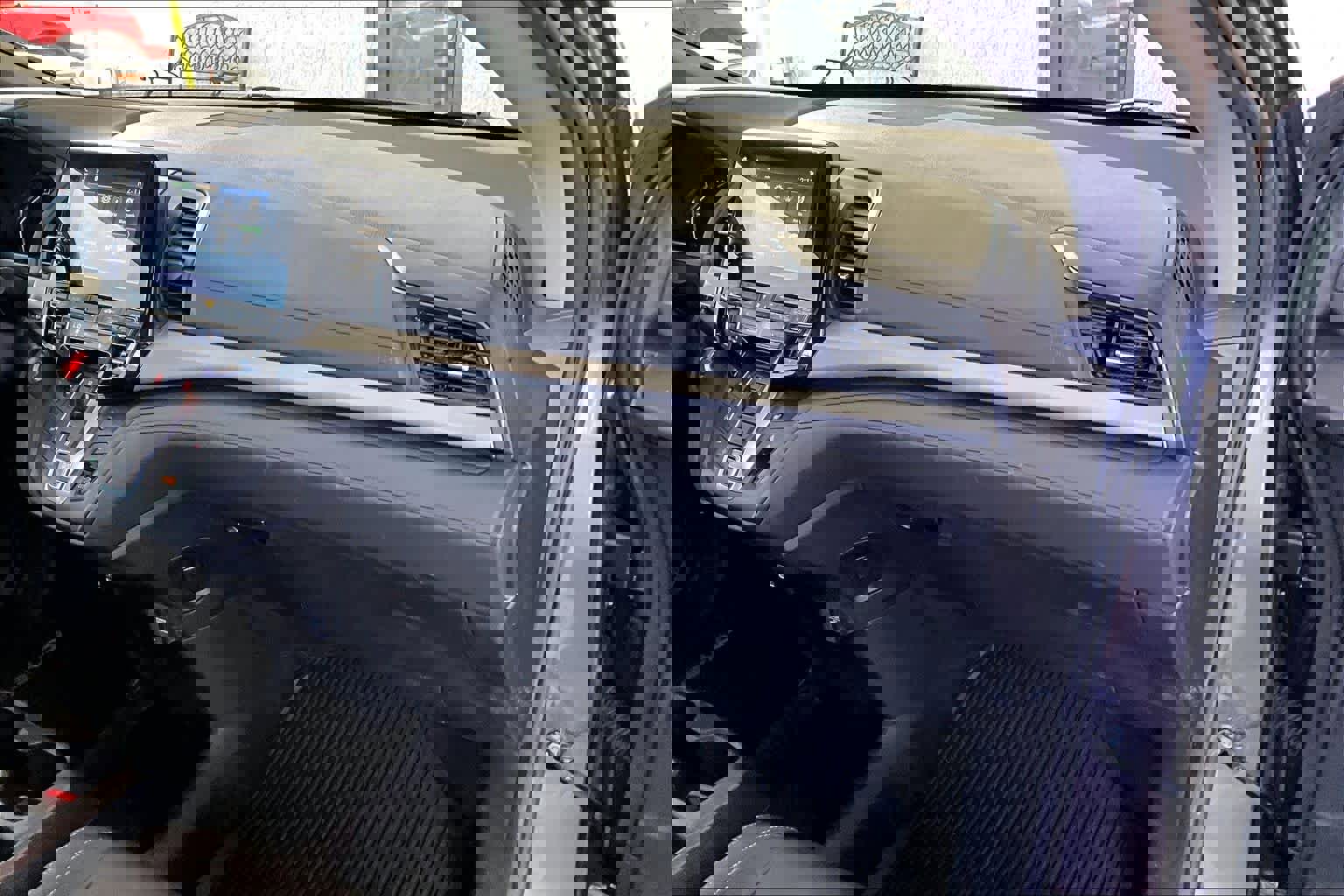 Used 2024 Honda Odyssey EX-L image 18