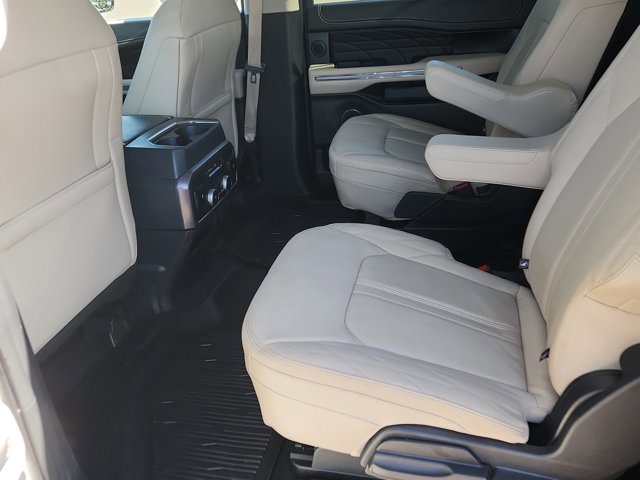 Certified 2024 Ford Expedition Max Platinum AWD/4WD image 10