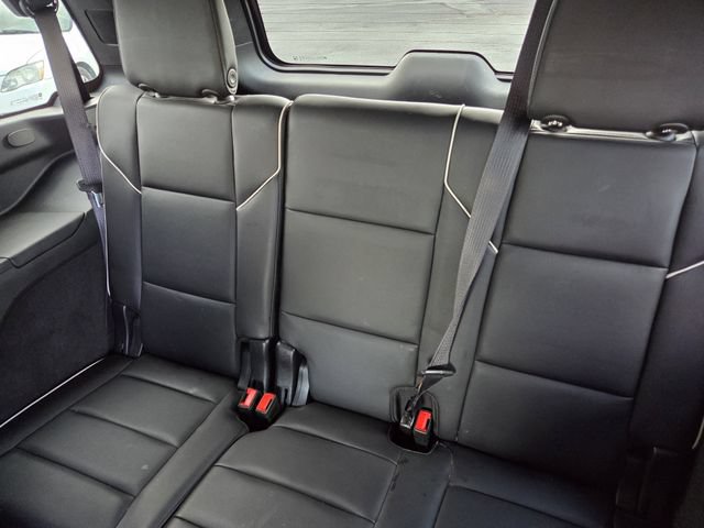 Used 2023 Cadillac Escalade Premium Luxury AWD/4WD image 21