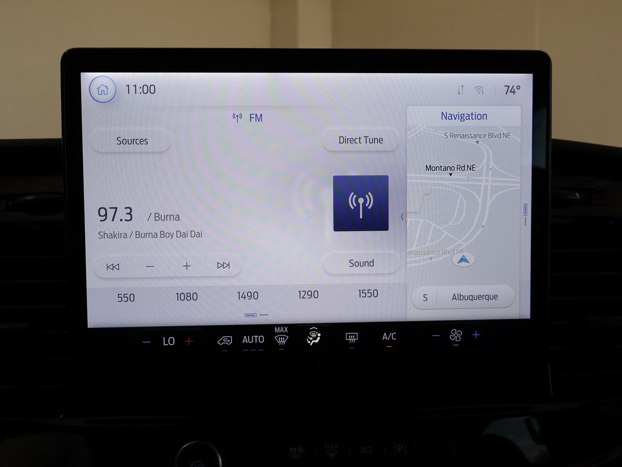 Certified 2023 Ford Transit 350 XLT RWD image 31