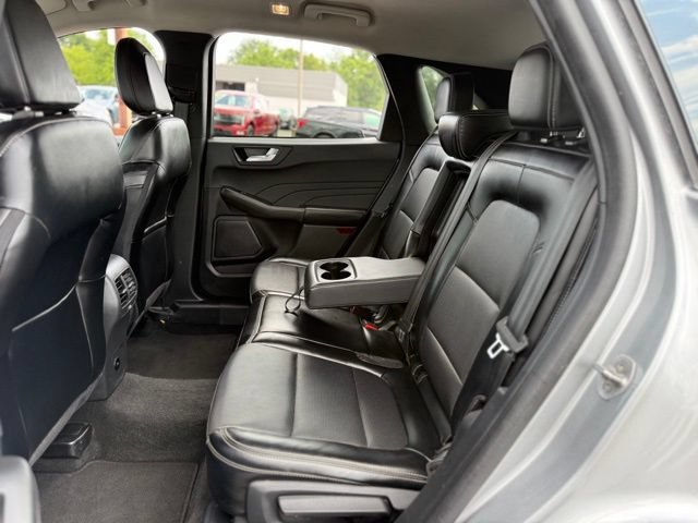 Certified 2024 Ford Escape Platinum AWD/4WD image 15
