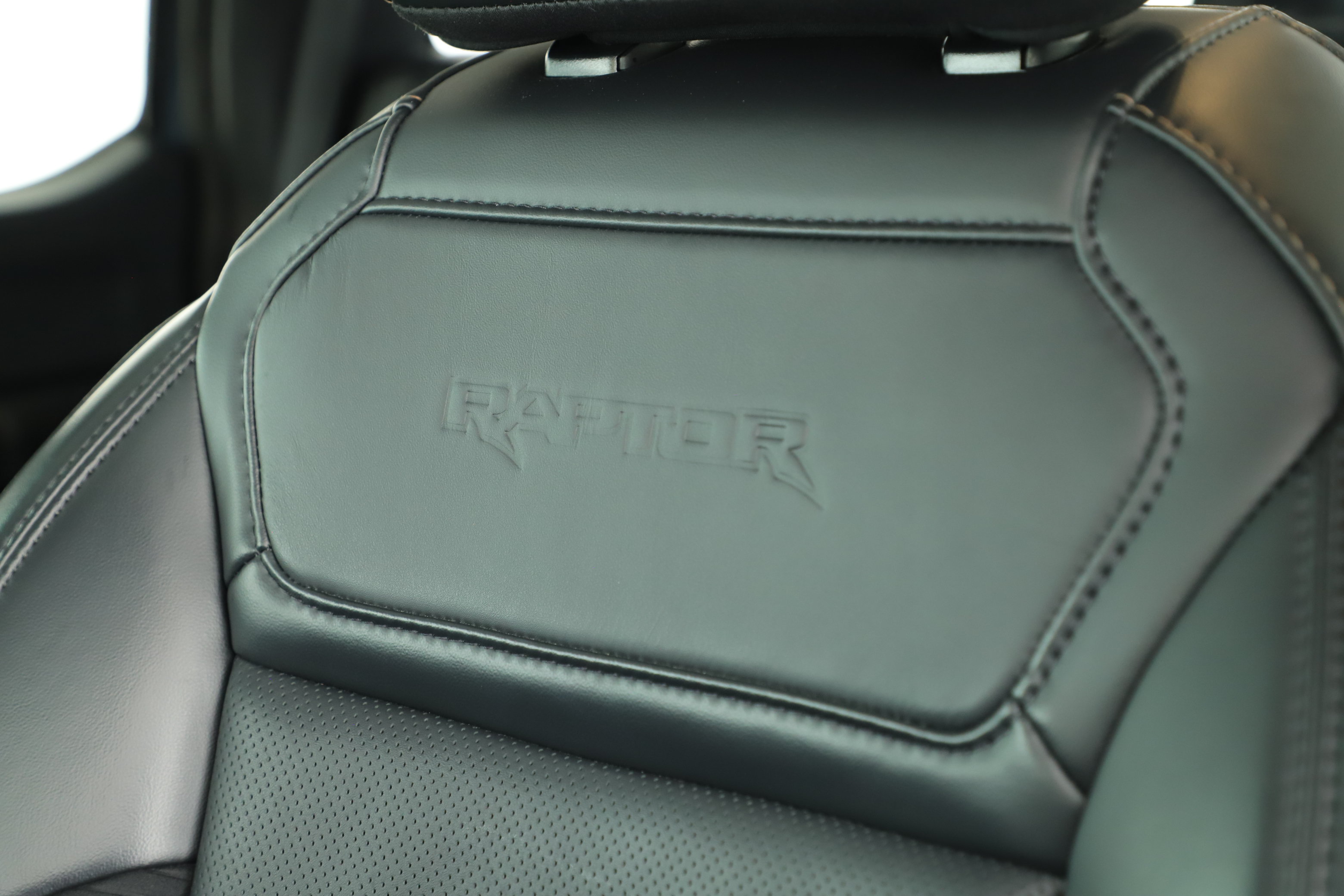 Certified 2023 Ford F150 Raptor AWD/4WD image 11