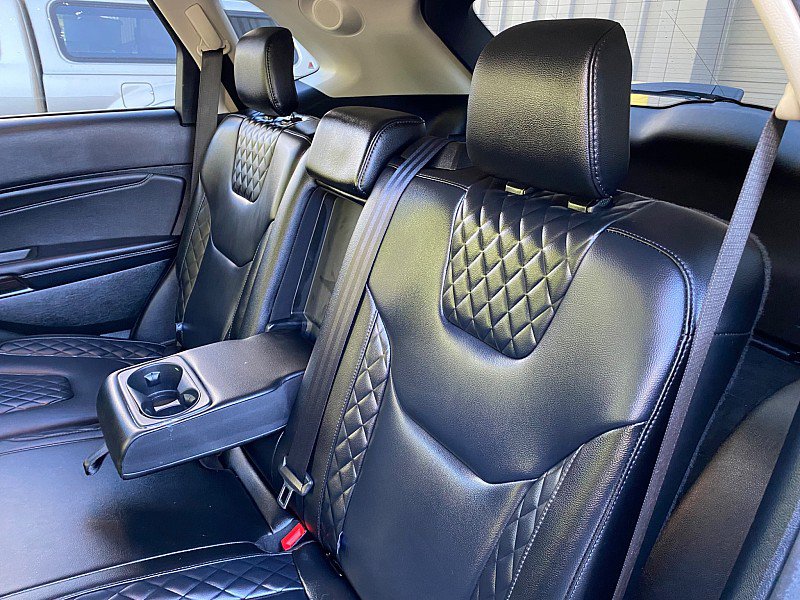 Certified 2023 Ford Edge Titanium AWD/4WD image 35