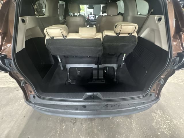 Used 2023 Toyota Sienna XLE FWD image 25