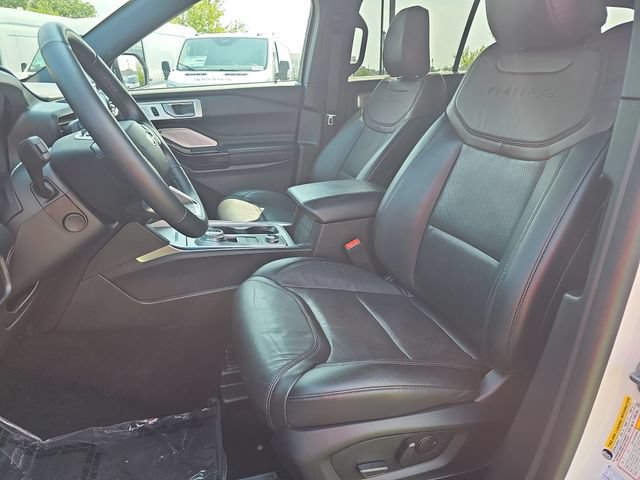 Certified 2023 Ford Explorer Platinum w/ Technology Package AWD/4WD image 15