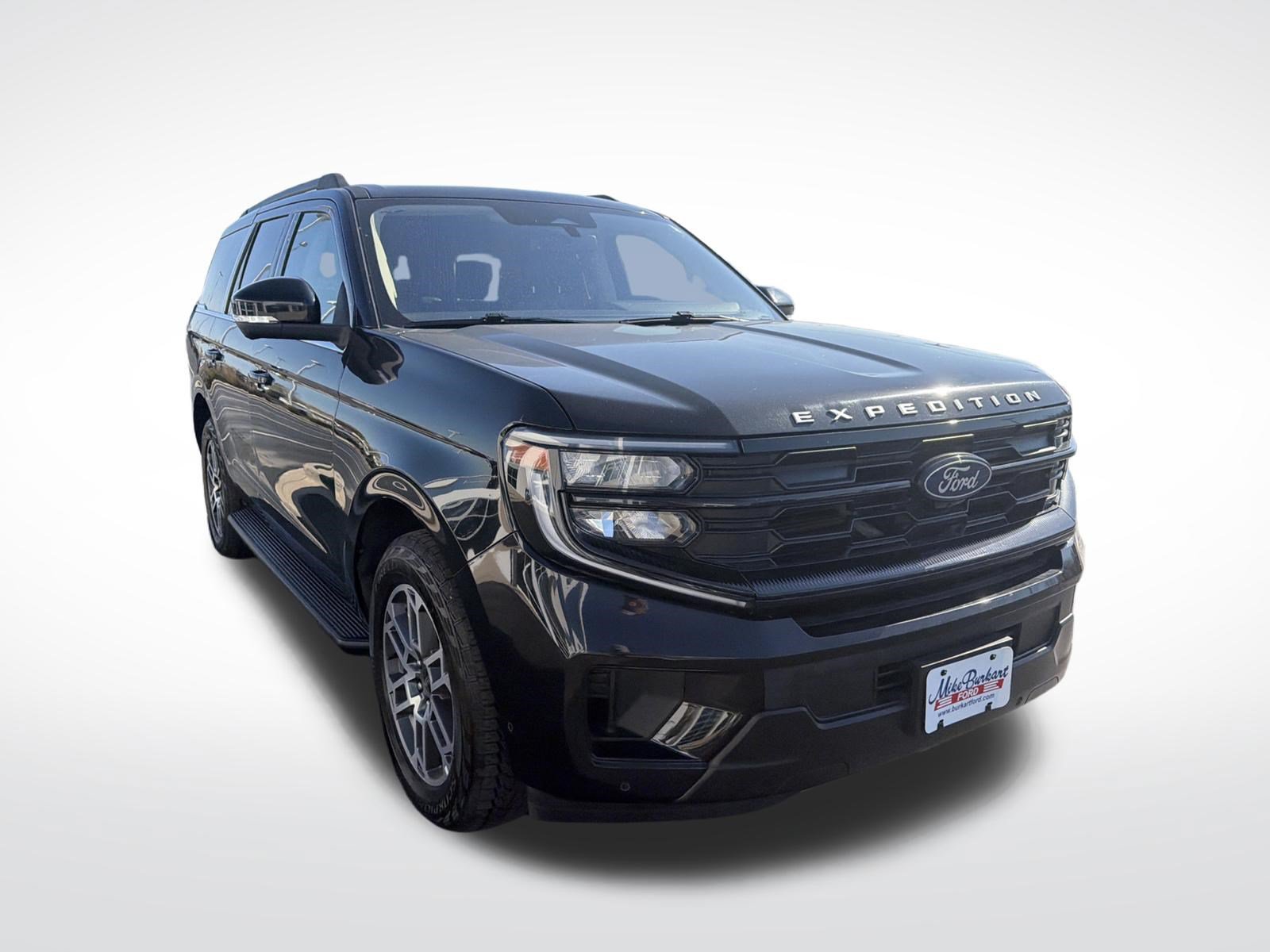Certified 2025 Ford Expedition Active AWD/4WD image 4