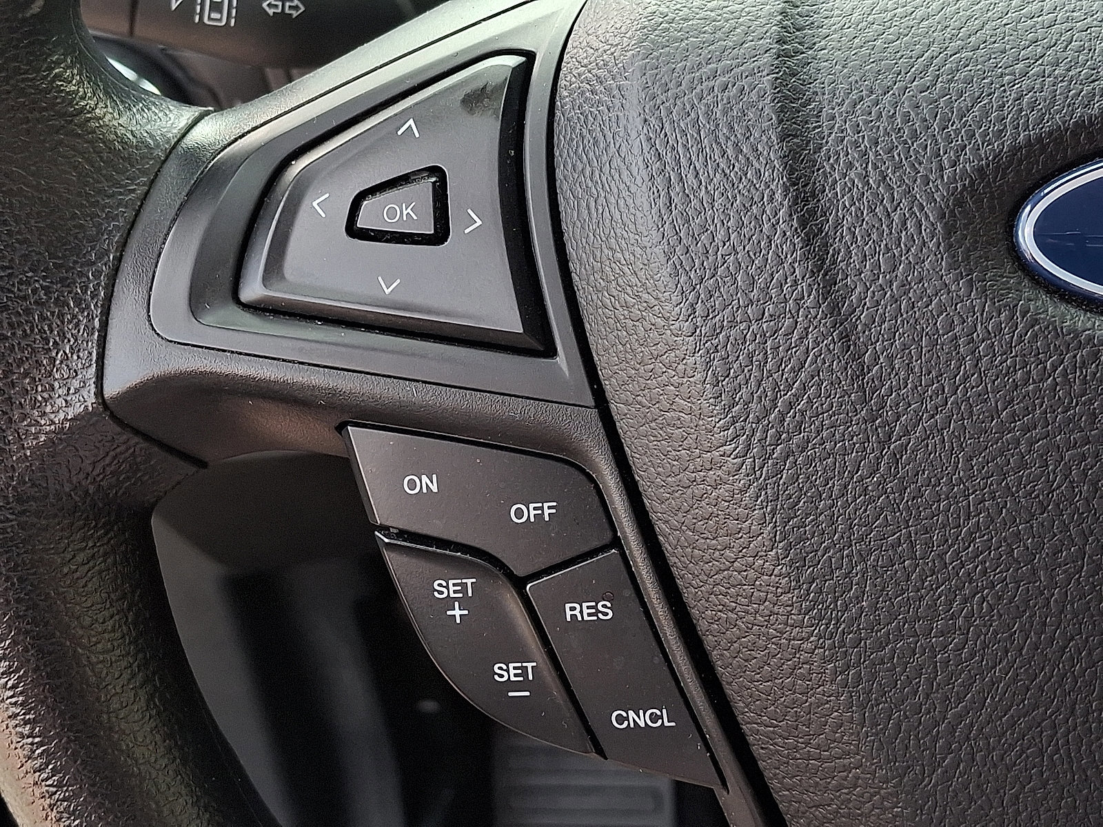 Certified 2022 Ford Edge SE w/ Black Appearance Package image 20