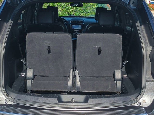 Certified 2018 Ford Explorer Platinum image 13