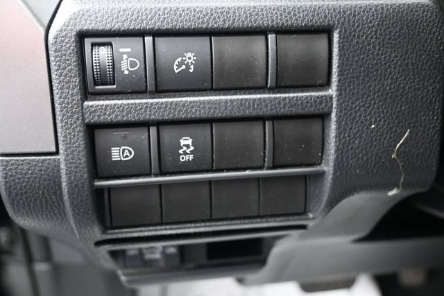 Used 2024 Toyota Tacoma SR5 AWD/4WD image 8