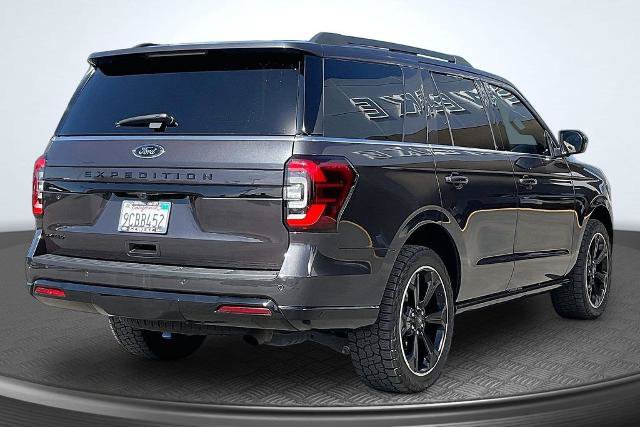 Certified 2022 Ford Expedition Limited AWD/4WD image 2