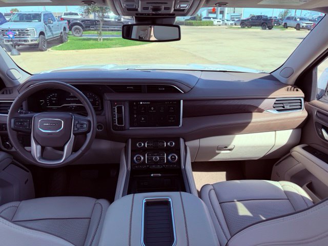 Used 2024 GMC Yukon Denali AWD/4WD image 29