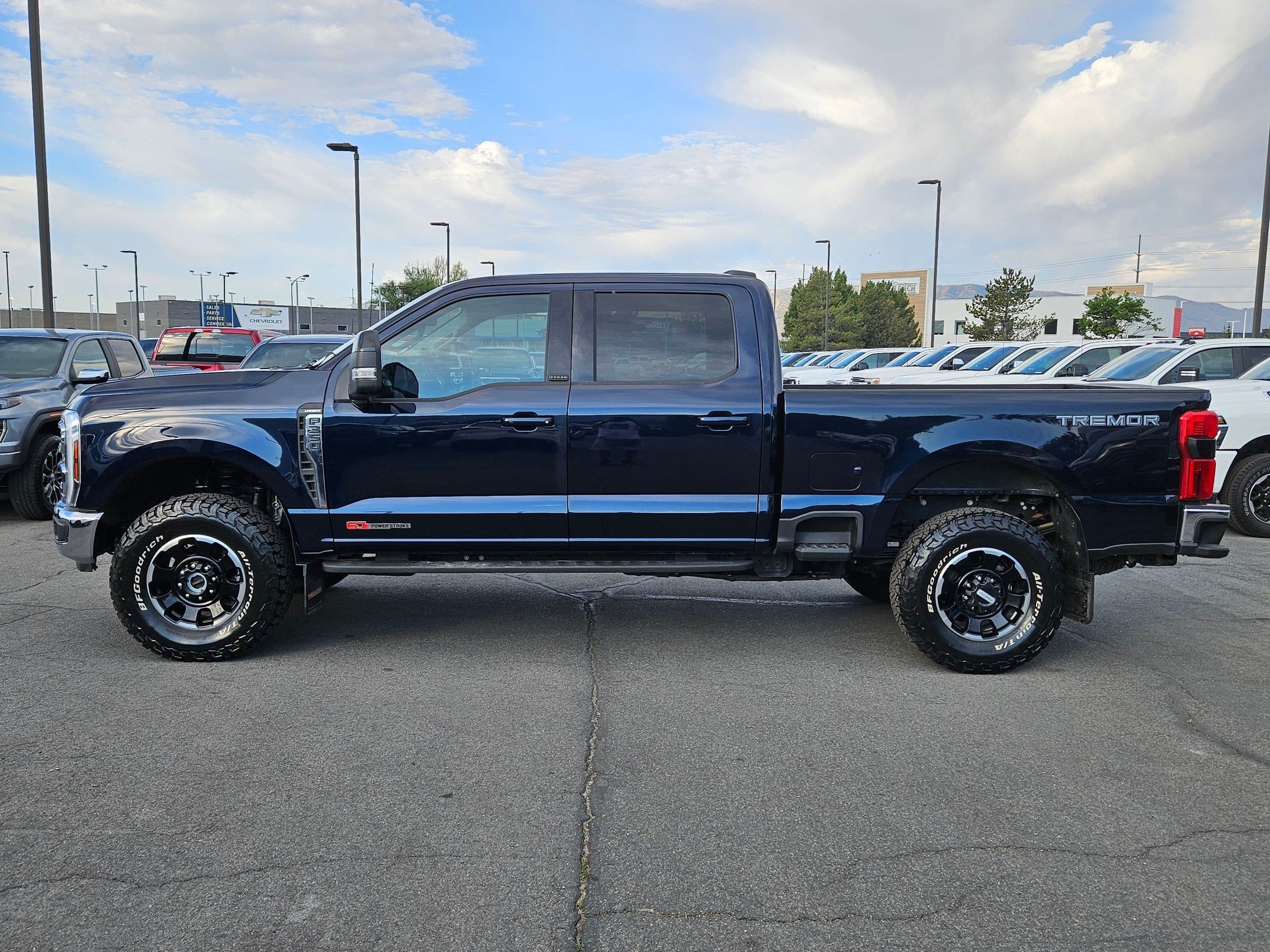 Certified 2025 Ford F350 Lariat w/ Tremor Off-Road Package AWD/4WD image 10