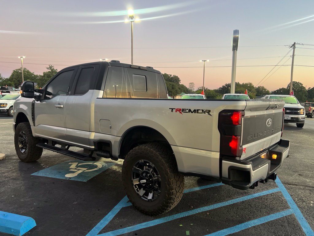 Certified 2023 Ford F250 Lariat w/ Sport Appearance Package AWD/4WD image 4