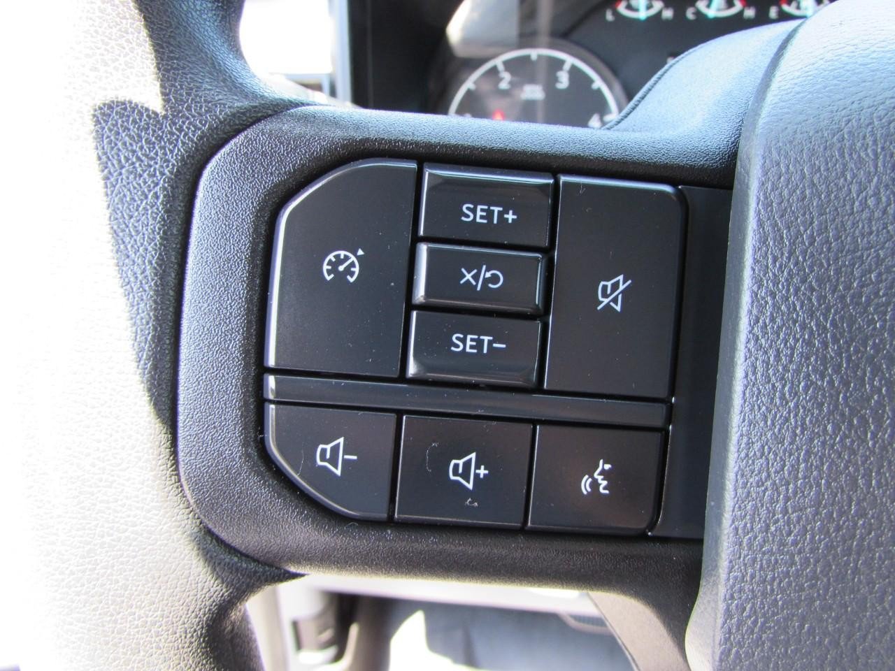 Certified 2024 Ford F250 XLT w/ FX4 Off-Road Package AWD/4WD image 24