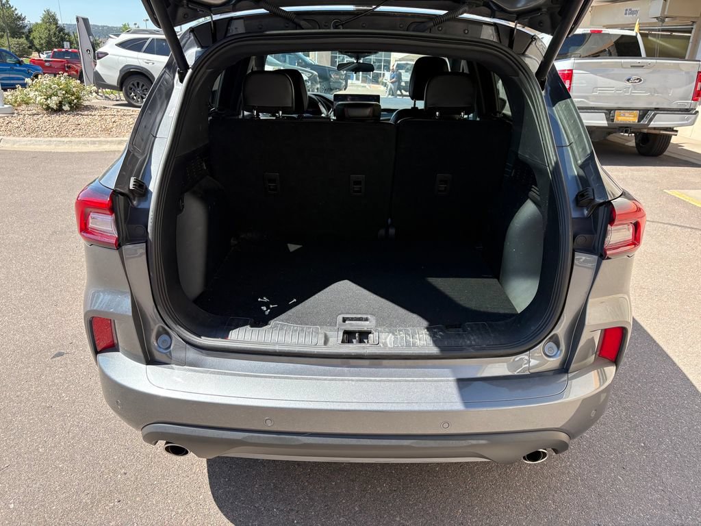 Certified 2024 Ford Escape ST-Line w/ Tech Pack #1 AWD/4WD image 28