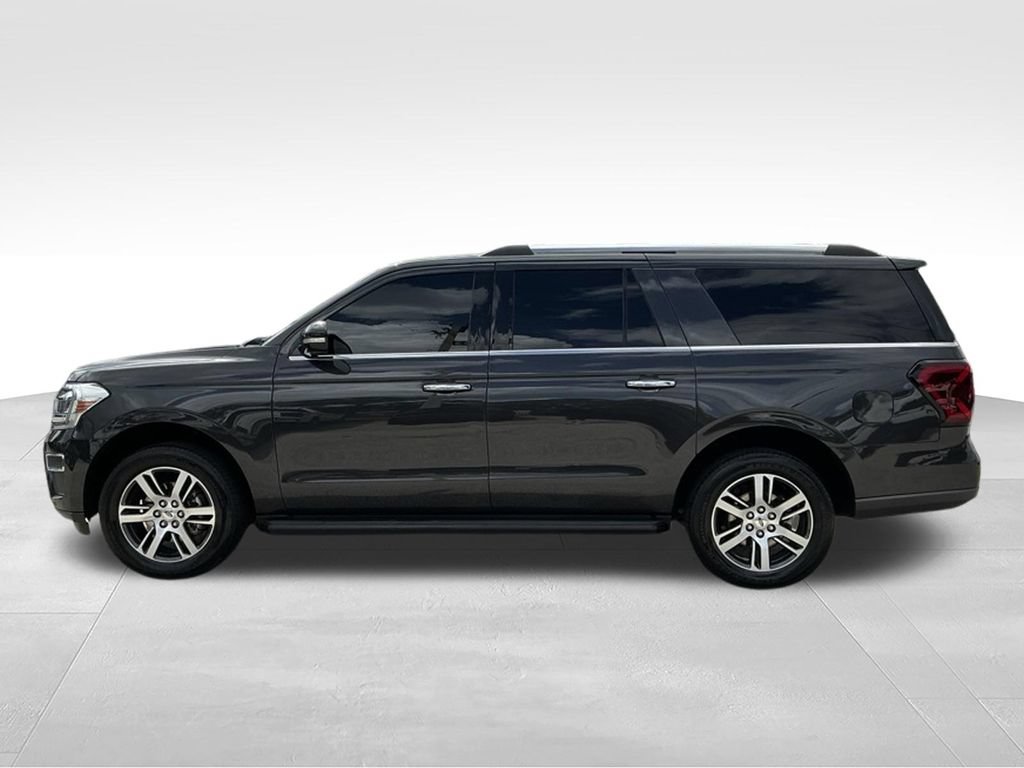Certified 2024 Ford Expedition Max Limited RWD image 3
