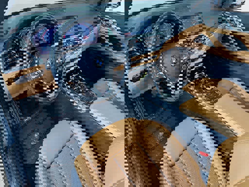 Used 2023 BMW 430i Convertible image 9