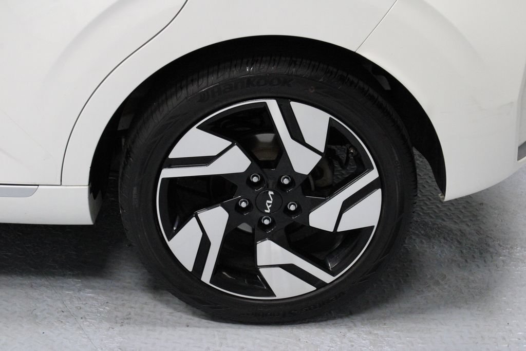 Used 2023 Kia Soul GT-Line FWD image 19