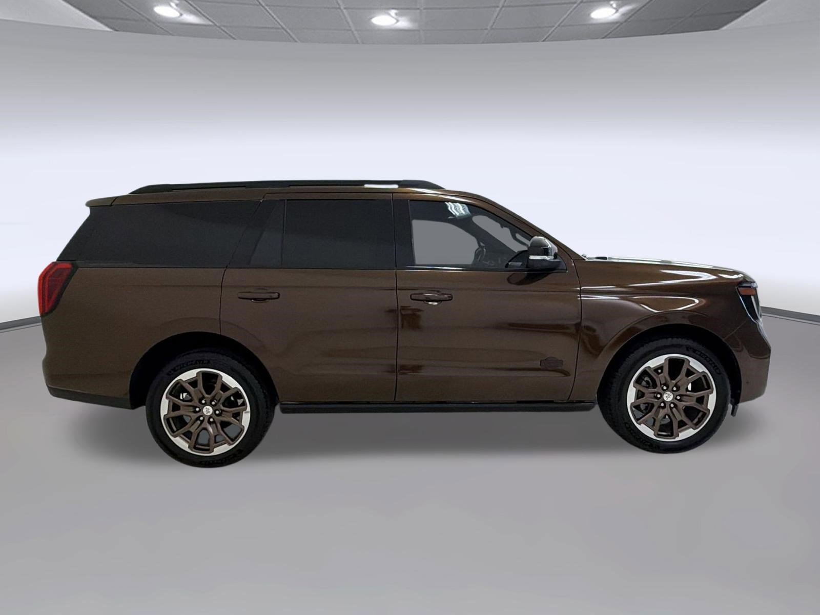 Certified 2025 Ford Expedition King Ranch AWD/4WD image 8