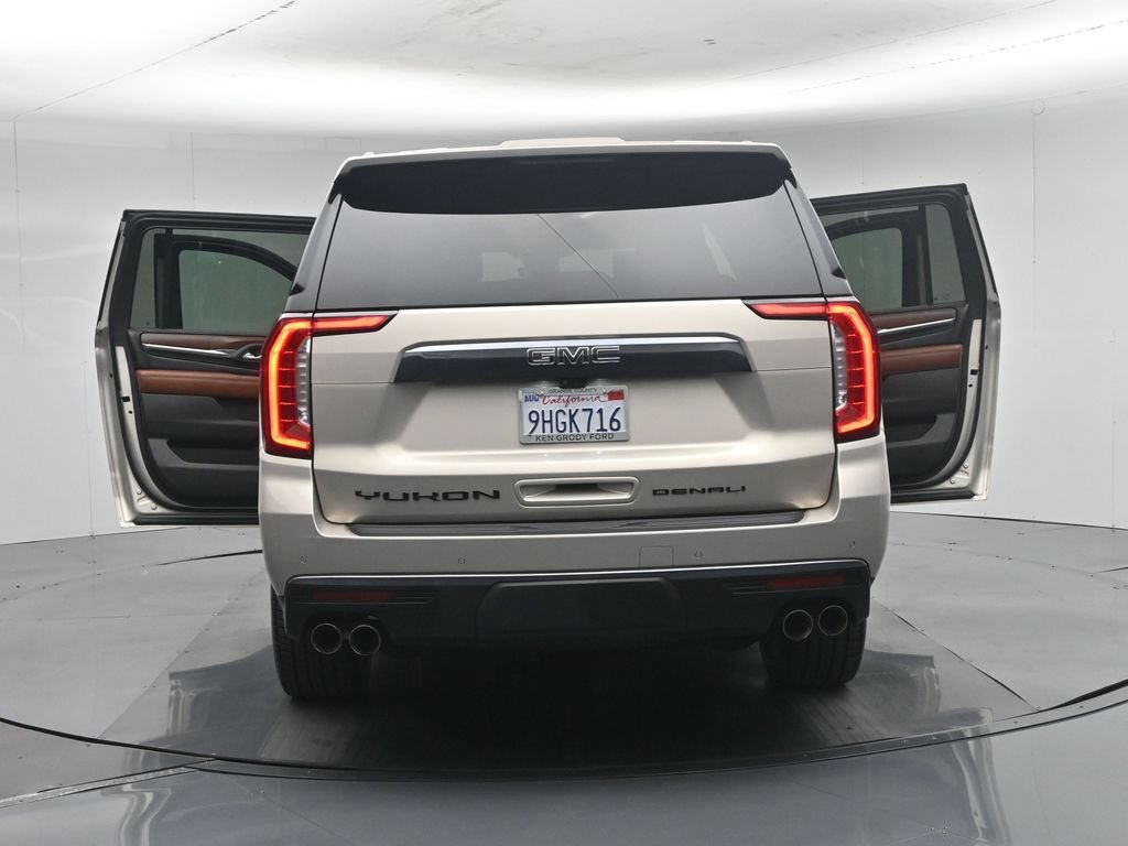 Used 2023 GMC Yukon XL Denali Ultimate AWD/4WD image 41