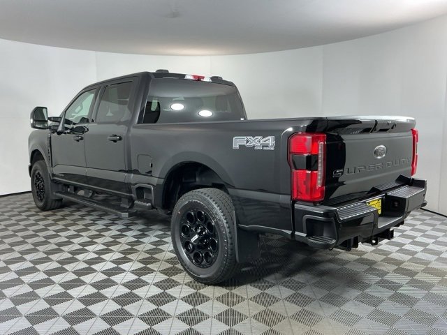 Certified 2025 Ford F350 Lariat w/ Black Appearance Package image 5