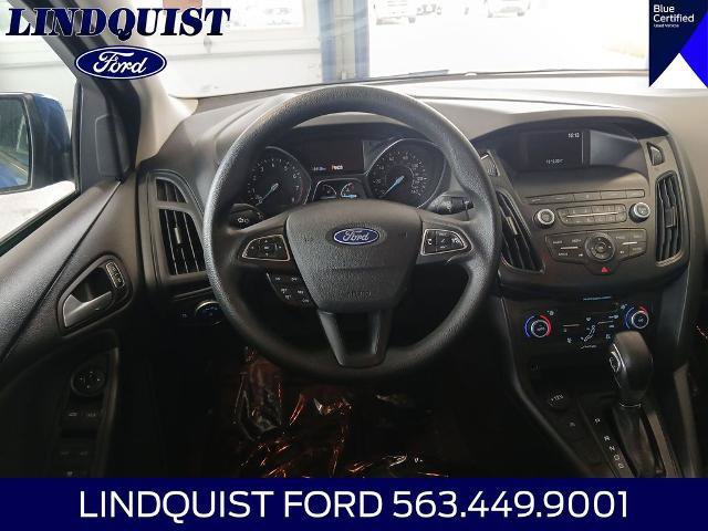 Certified 2018 Ford Focus SE FWD image 13