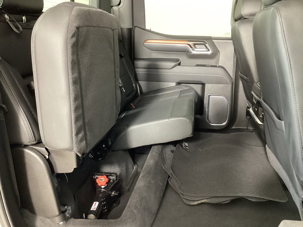 Used 2025 GMC Sierra 1500 Denali w/ Technology Package AWD/4WD image 28
