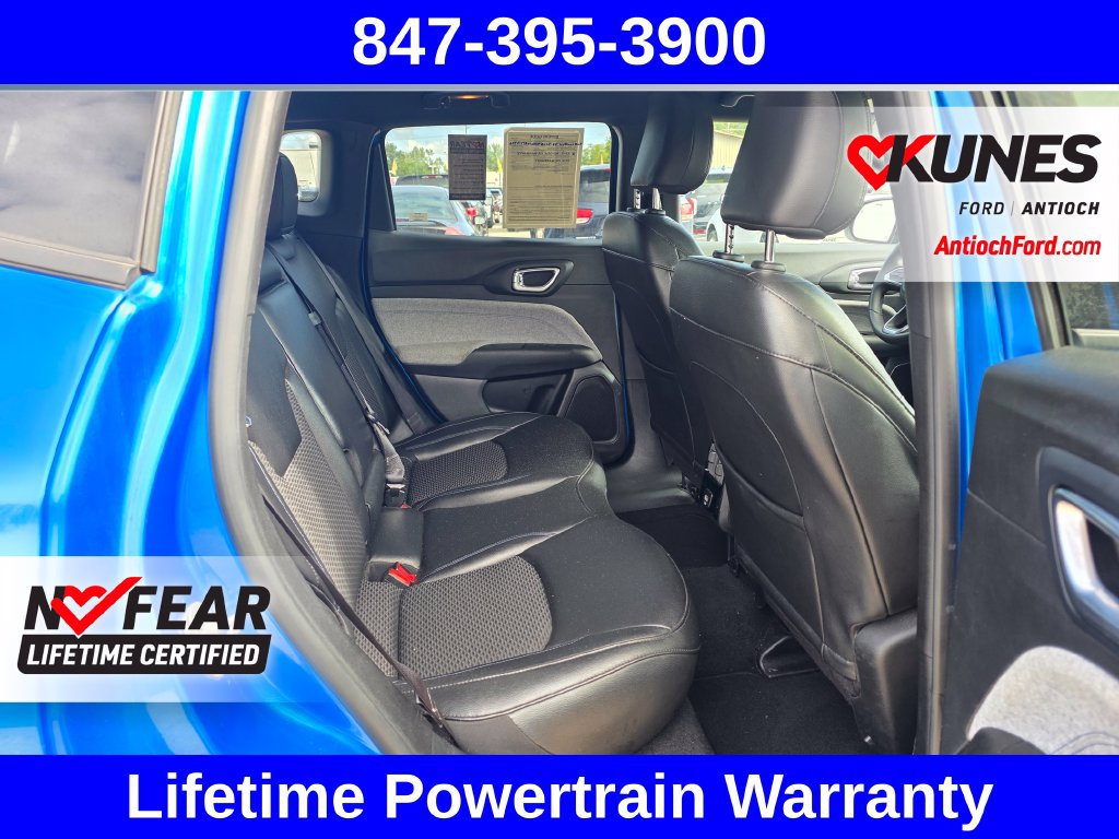 Used 2024 Jeep Compass Latitude AWD/4WD image 32