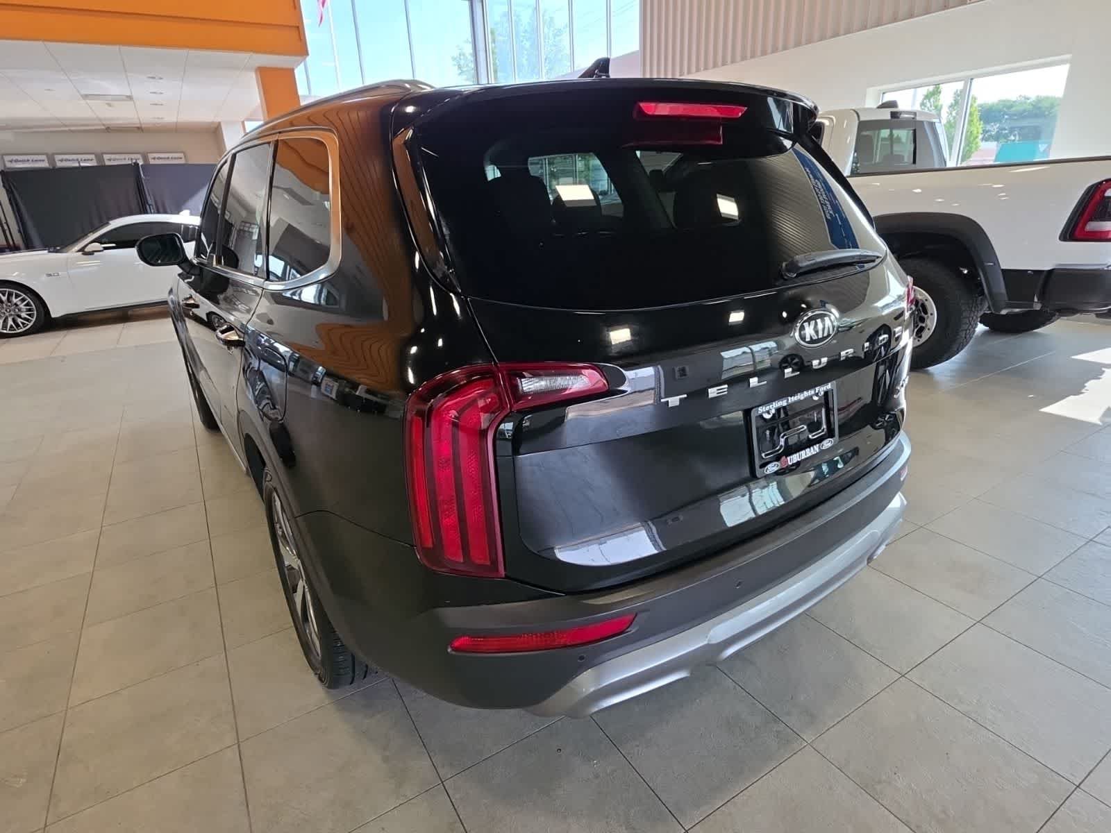 Used 2021 Kia Telluride S FWD image 9