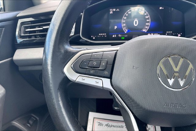 Used 2025 Volkswagen Jetta SE FWD image 20