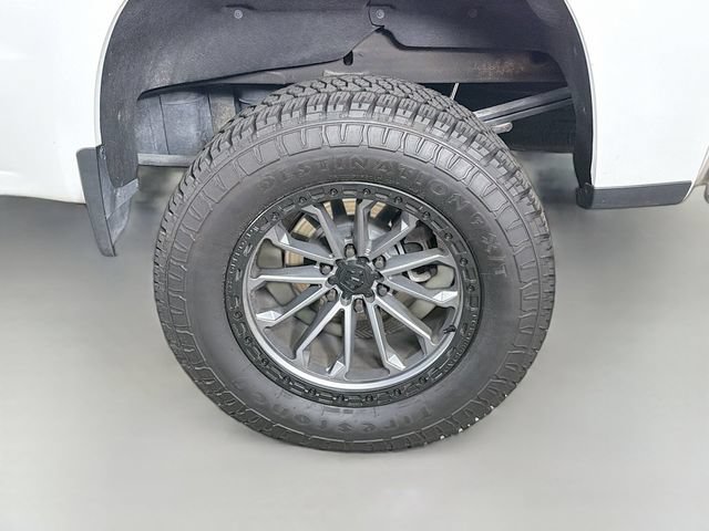 Used 2023 Chevrolet Silverado 1500 LTZ AWD/4WD image 37