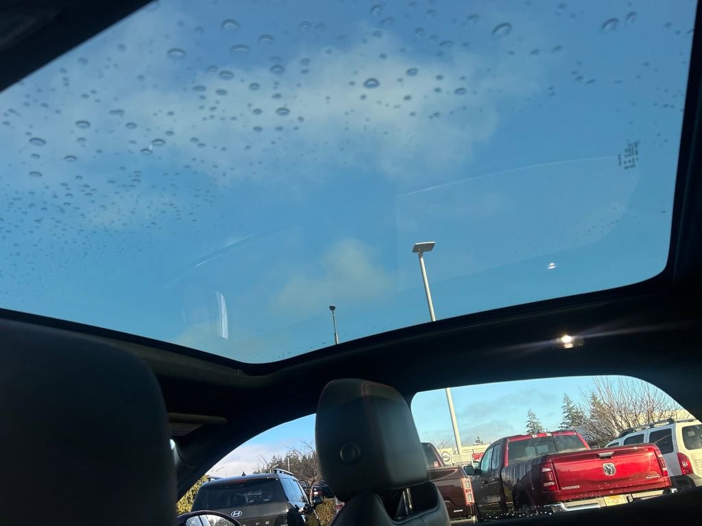 Used 2020 Jaguar E-PACE Checkered Flag image 29