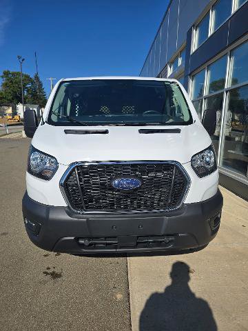 Certified 2023 Ford Transit 250 w/ Exterior Upgrade Package image 6