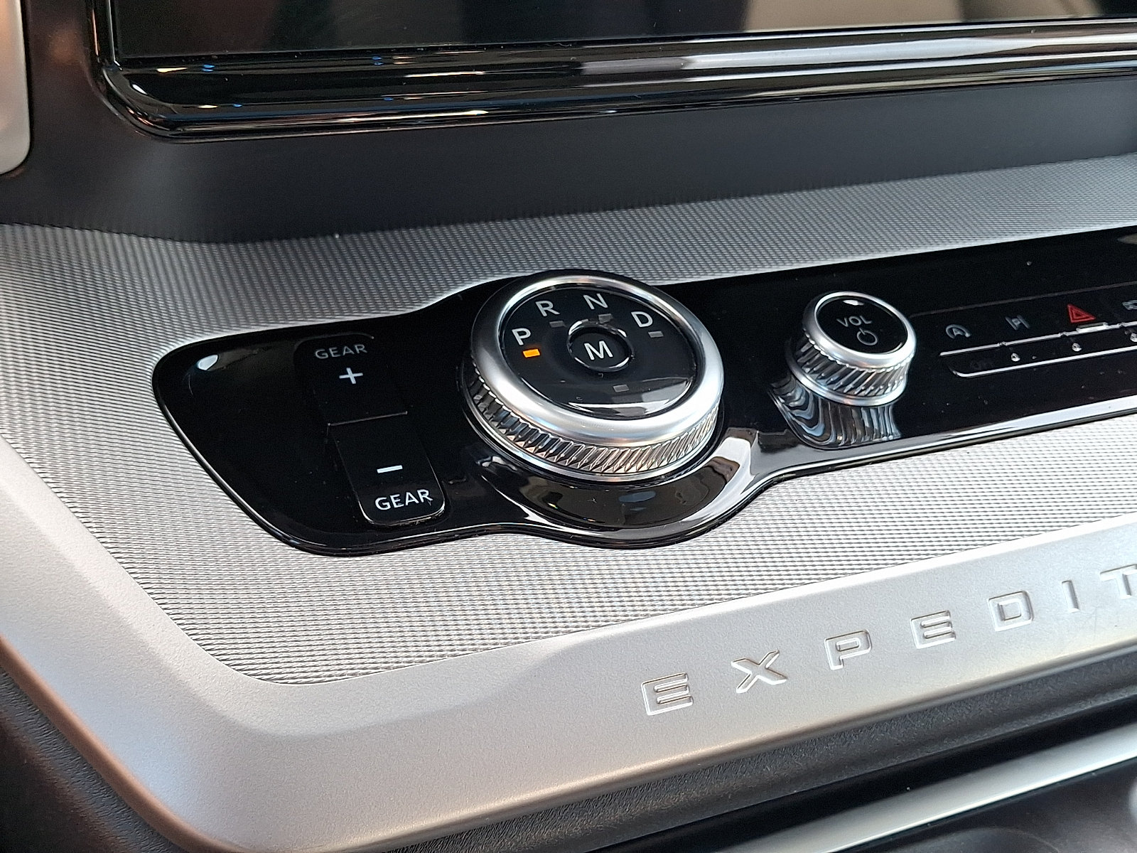 Certified 2025 Ford Expedition Max Active AWD/4WD image 19