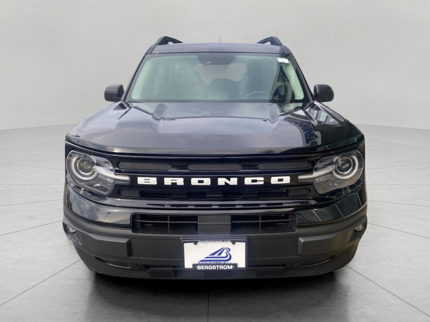 Certified 2023 Ford Bronco Sport Outer Banks w/ Tech Package AWD/4WD image 4
