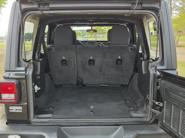Used 2022 Jeep Wrangler Unlimited Sport image 25