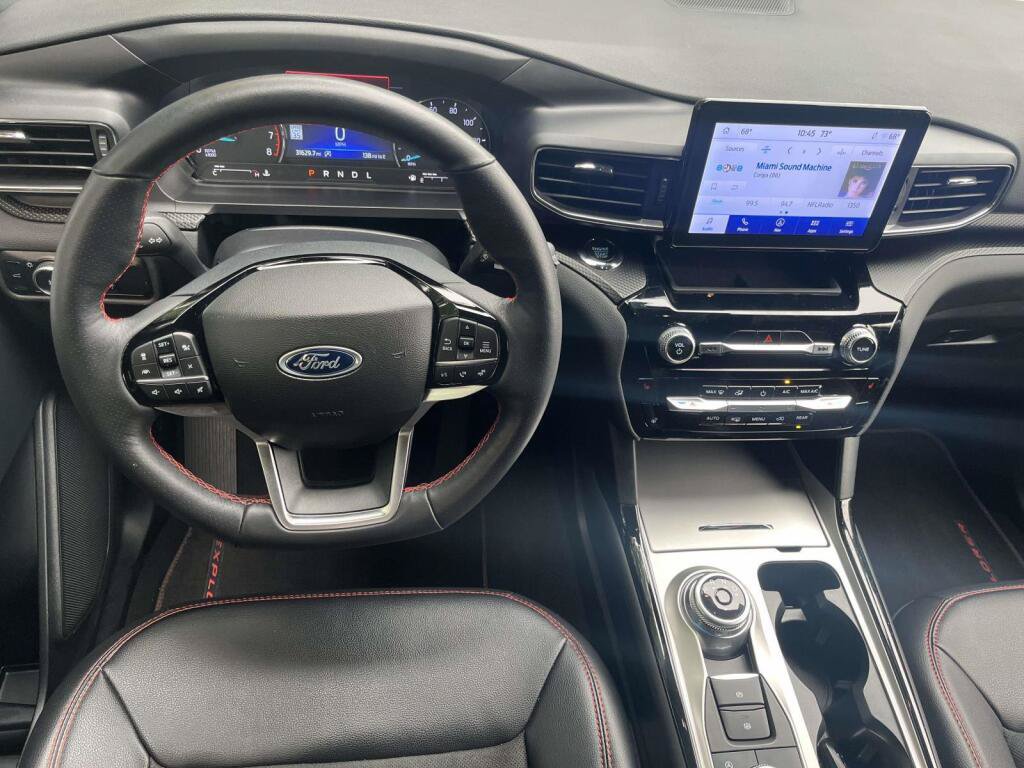 Certified 2023 Ford Explorer ST-Line w/ Class IV Trailer Tow Package AWD/4WD image 2