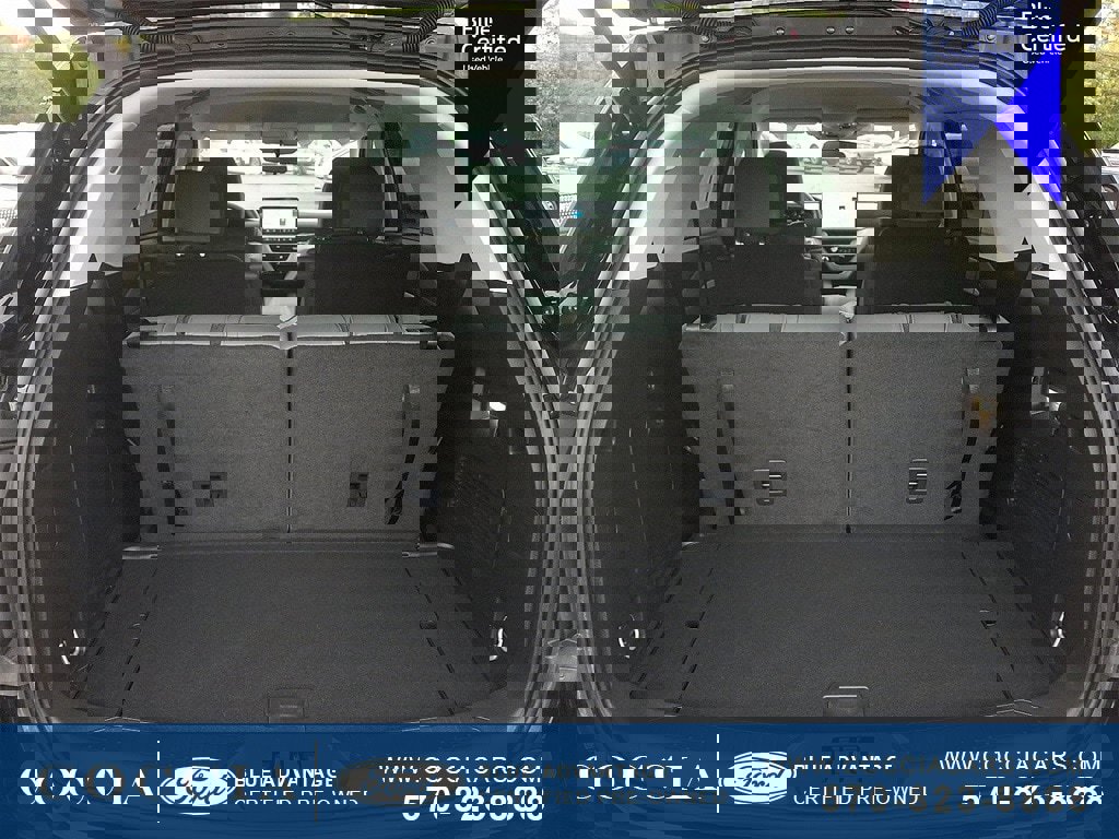 Certified 2025 Ford Explorer Active w/ Active Comfort Package image 30