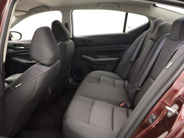 Used 2025 Nissan Altima 2.5 SV FWD image 34