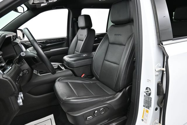 Used 2023 GMC Yukon Denali AWD/4WD image 11