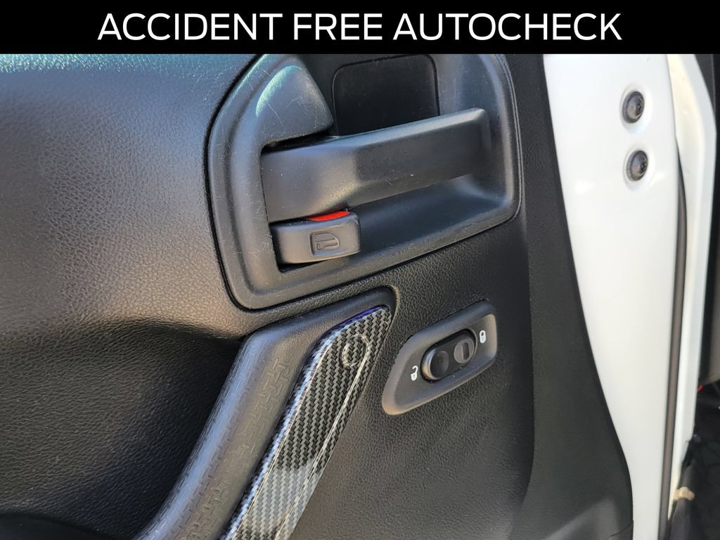 Used 2018 Jeep Wrangler Rubicon w/ Power Convenience Group AWD/4WD image 16