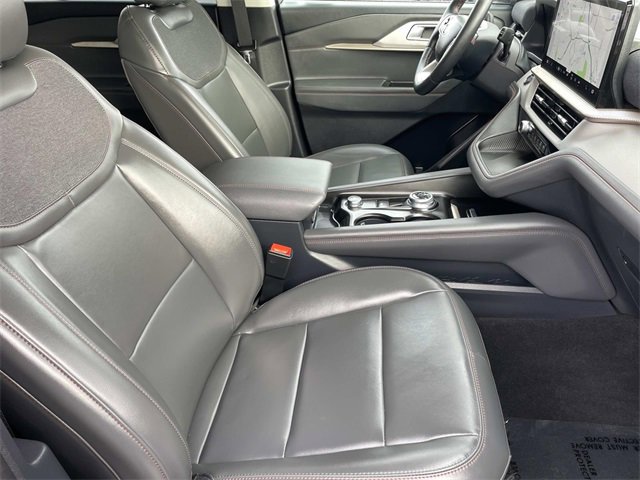 Certified 2025 Ford Explorer Active w/ Active Comfort Package image 37