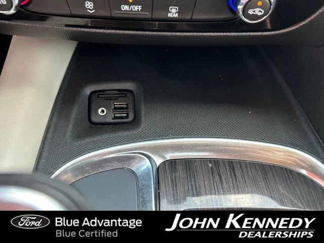 Used 2021 Buick Enclave Essence w/ Sound and Sites Package AWD/4WD image 36